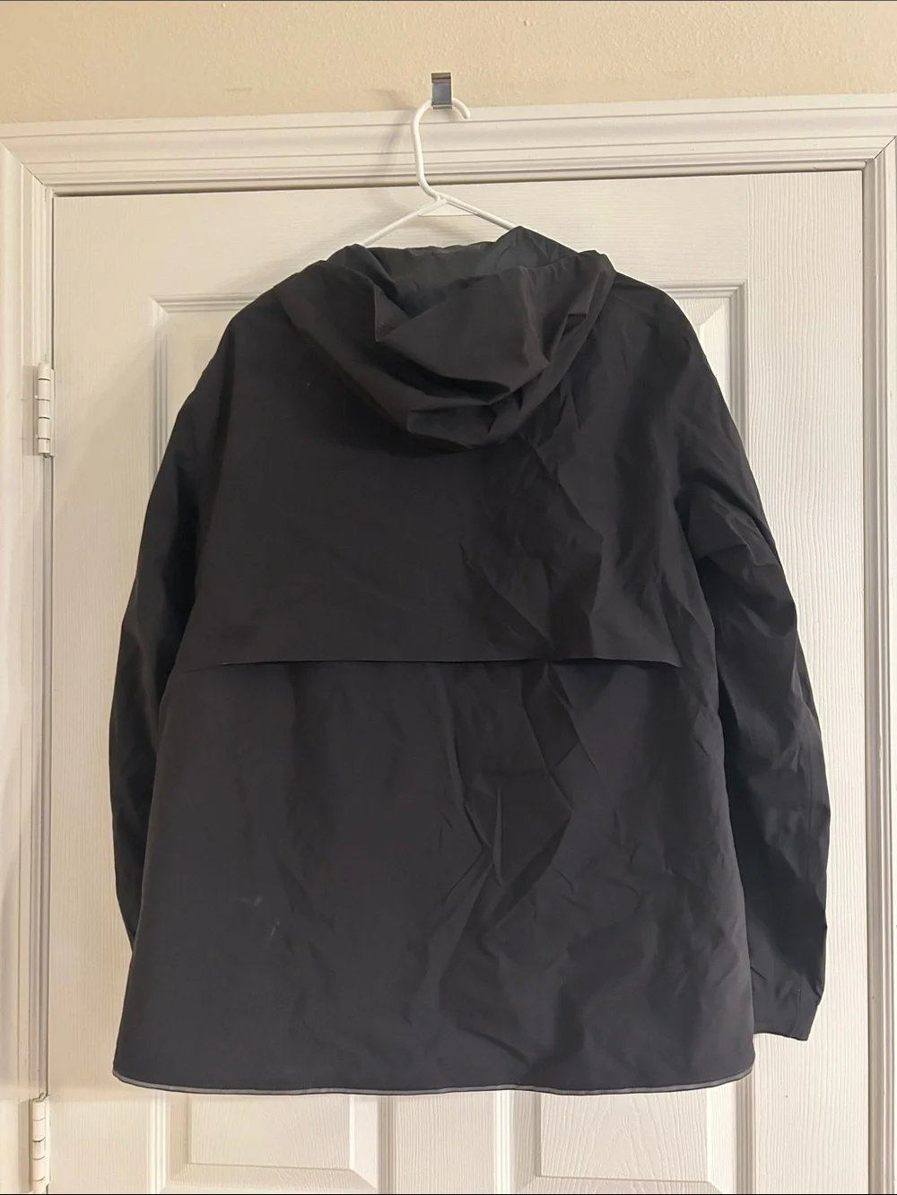 lululemon athletica lightweight hooded